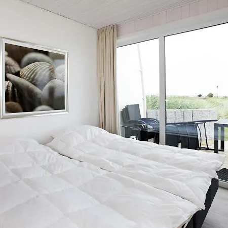 4 Star Holiday In Holiday home